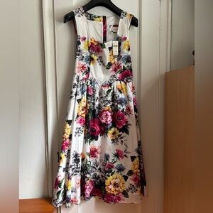 Anthropologie Vibrant Floral Midi Dress Size 6 100% Cotton